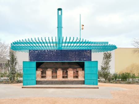 The Communal Barbecue